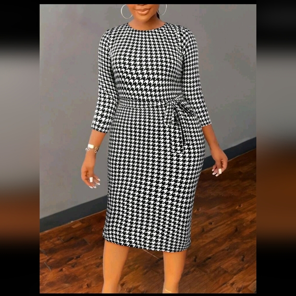 SHEIN Dresses & Skirts - Elegant and fashionable European and American women's plus size houndstooth dres